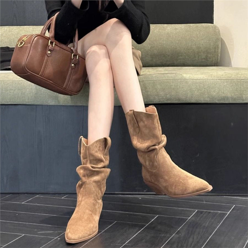 Damen Slouch-Cowboystiefel mit spitzer Zehenpartie und sculpted Kitten-Absatz Drune