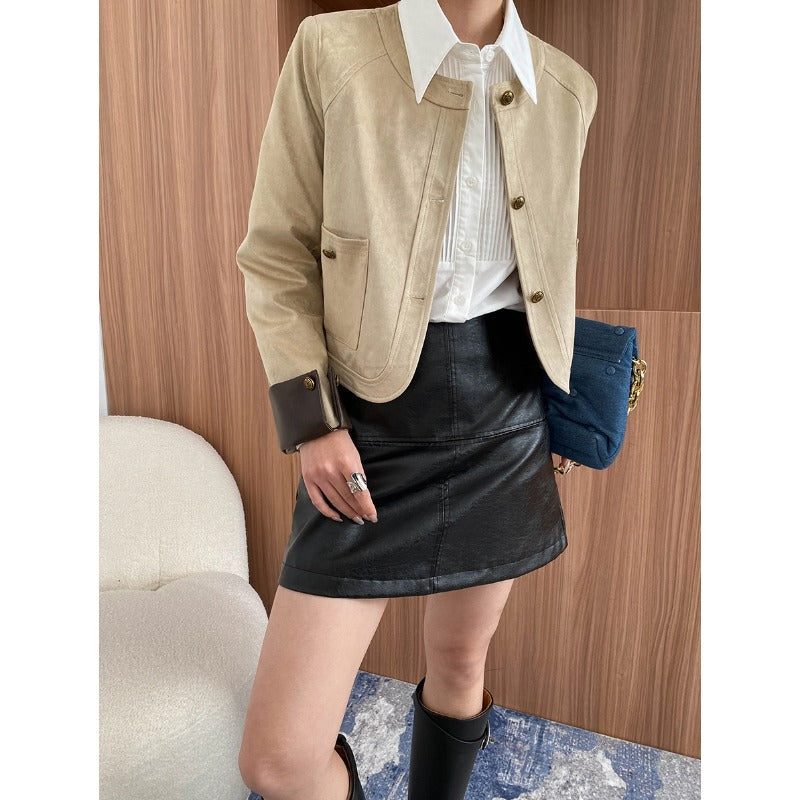 Damen elegante Wildlederjacke mit knopffreier Front und subtilen Taschen Drune