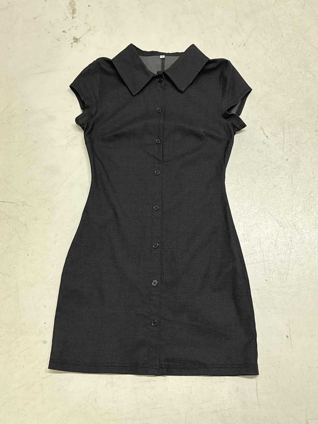 Damen Hemdkleid mit figurbetonter Silhouette und kurzen Ärmeln Drune