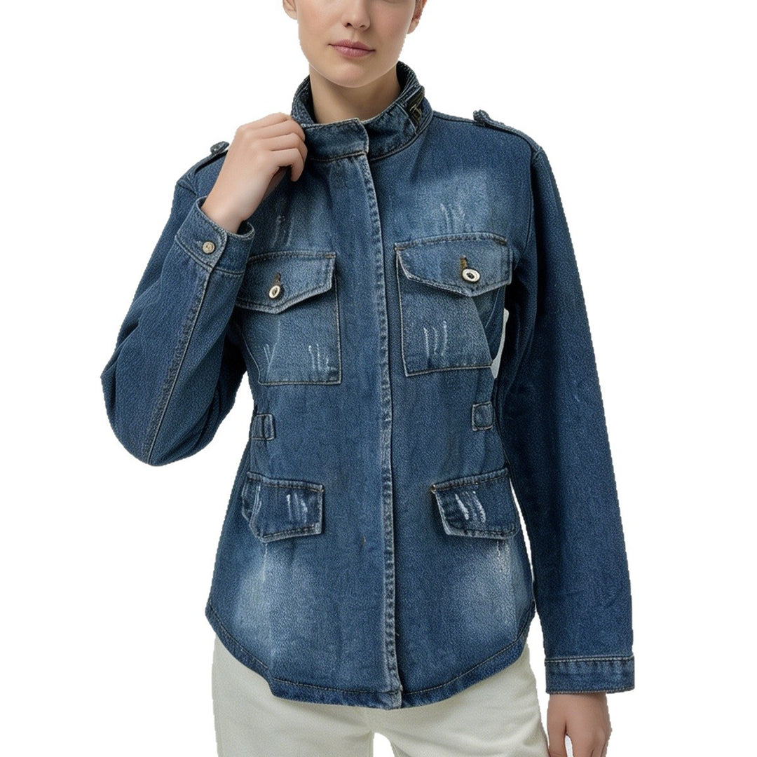 Damen nan taillierte Military-Denimjacke mit Stehkragen, aufgesetzten Pattentaschen und dezenten Used-Details Drune