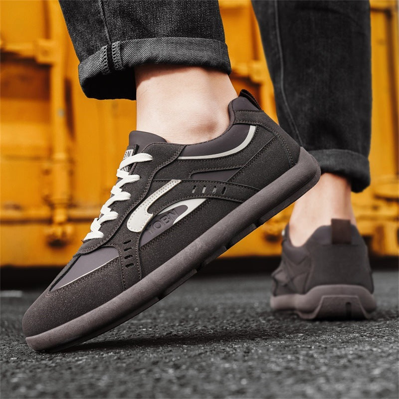 Herren urbaner Retro-Sneaker mit Veloursoptik, gedämpfter Zwischensohle und verstärkter Zehenkappe Drune