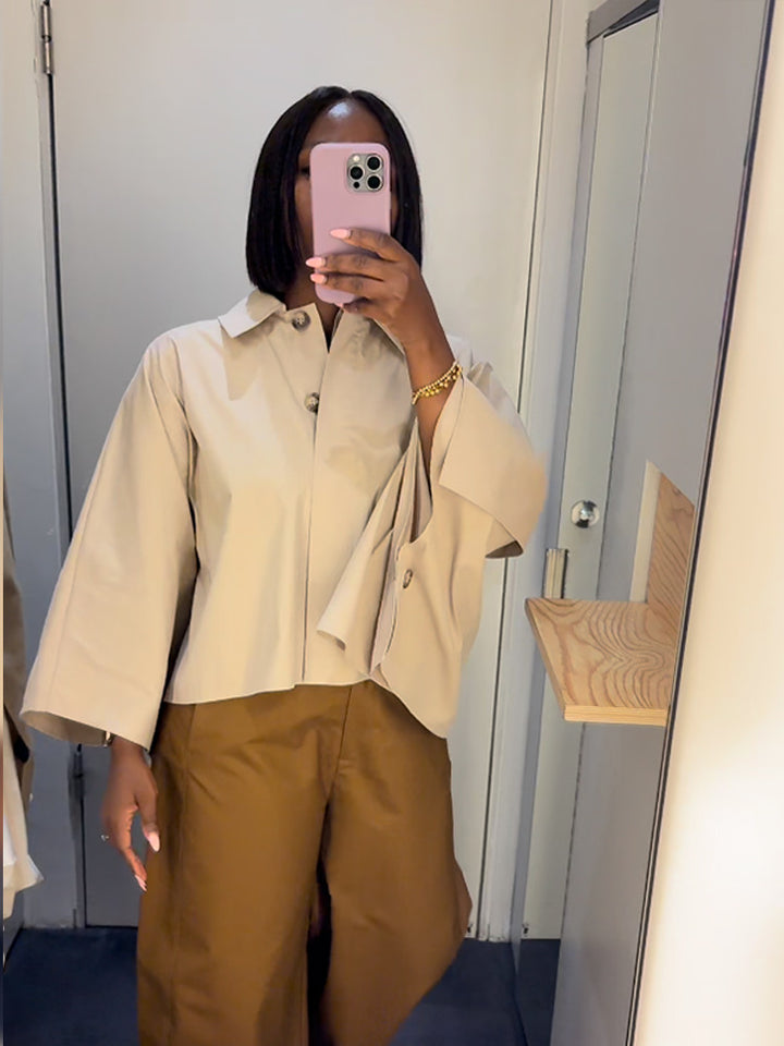Damen kastige Cropped-Hemdbluse mit weitem Fledermausärmel und feiner Kellerfalte Drune