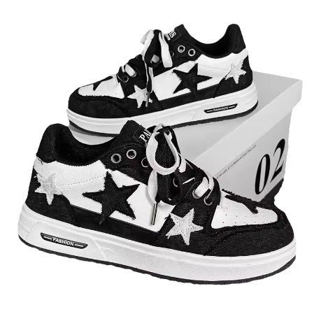 Unisex modische Plateausneaker mit Sternapplikationen, gepolstertem Einstieg und griffiger Profilsohle Drune
