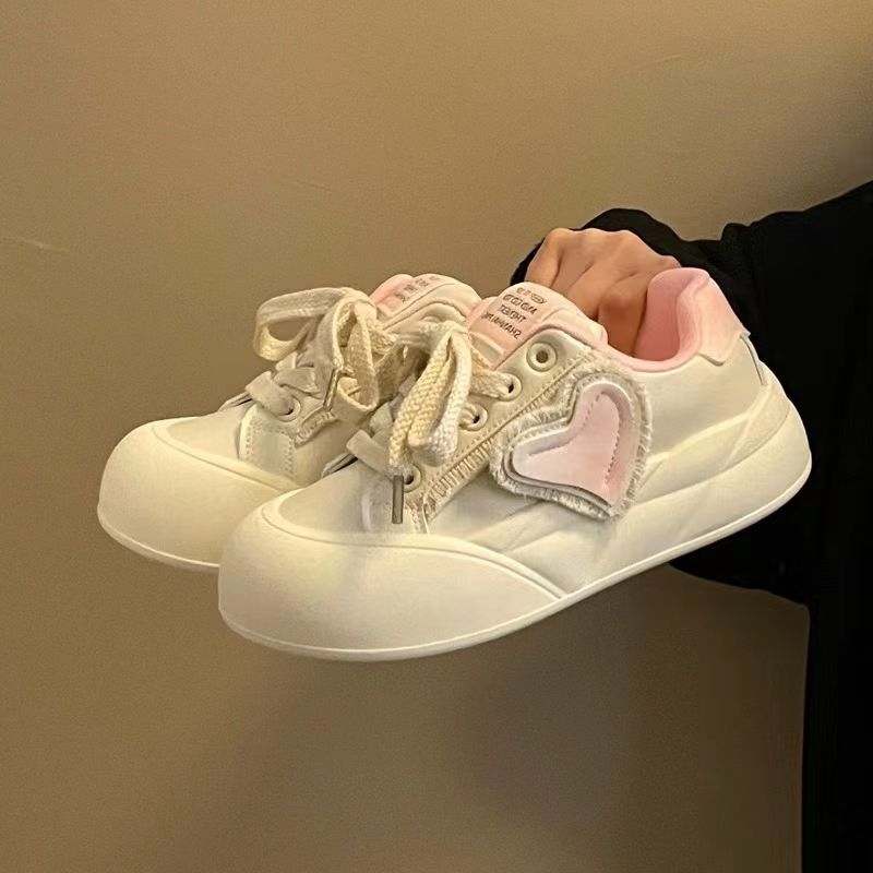Damen Sneakers mit verspieltem Herz-Design und komfortablem Fußbett Drune