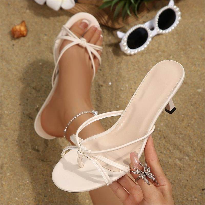 Damen Elegante Kitten‑Heel Mules mit zarten Knoten‑Riemchen und offenem Zehenbereich Drune