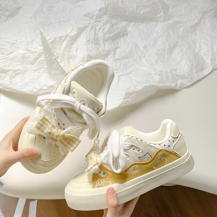 Damen Verspielte Sneakers mit Rüschendetail undem freundlichen Tiermotiven Drune