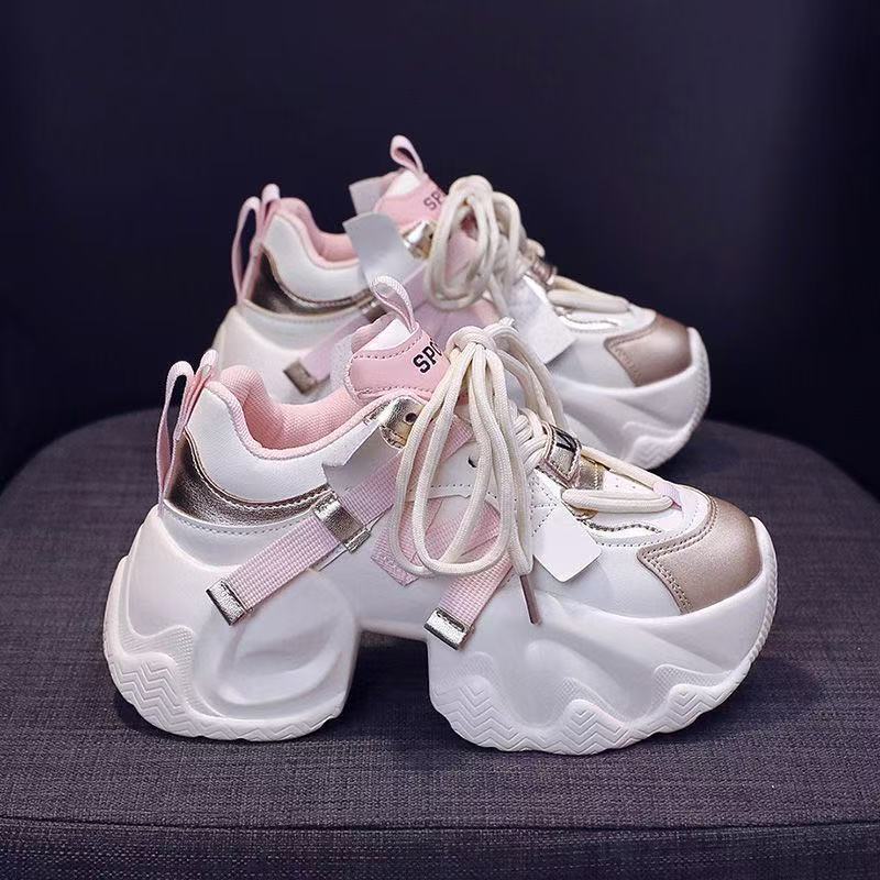 Damen Sportliche Sneaker mit innovativem Dämpfungssystem und futuristischem Design Drune