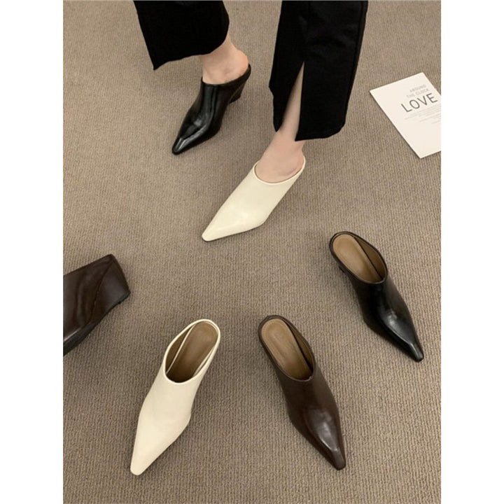 Damen Spitz zulaufende Slip‑On Mules mit skulptiertem Keilabsatz Drune
