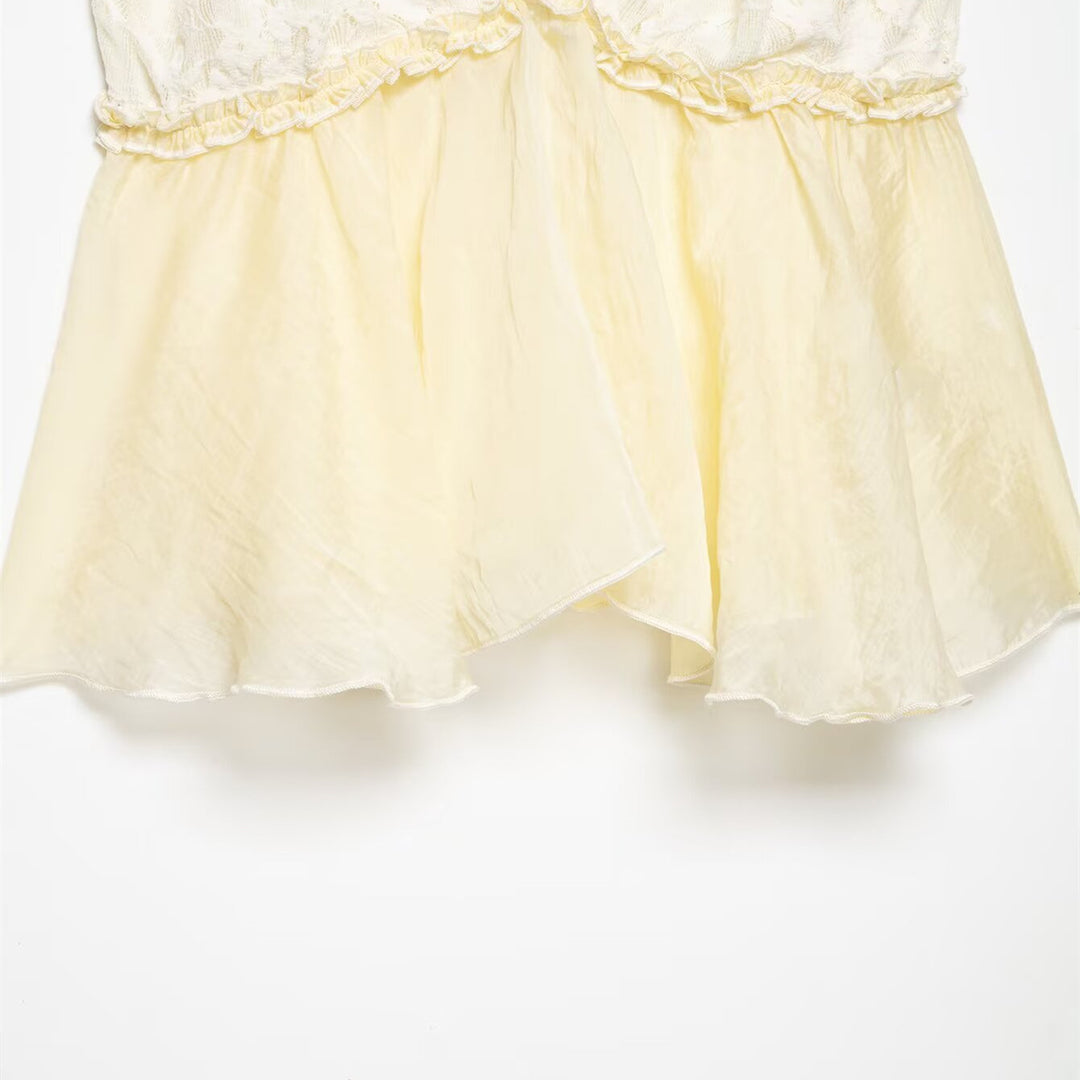 Damen Spitzen-Cami-Top mit zarter Rüsche und fließendem Schnitt Drune
