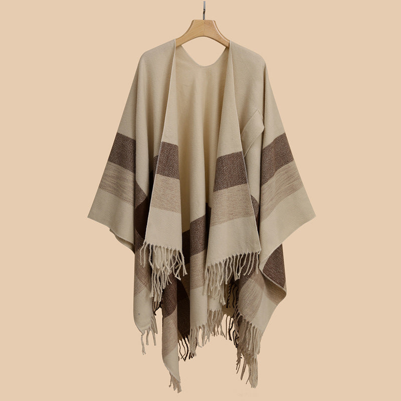 Damen Capeponcho aus Wollmix mit Ärmelschlitzen, offener Front und Fransenabschluss Drune
