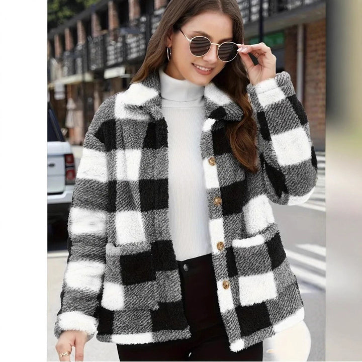 Damen nan gefütterte Karo Teddy-Fleece Shacket mit Knopfleiste und aufgesetzten Taschen Drune