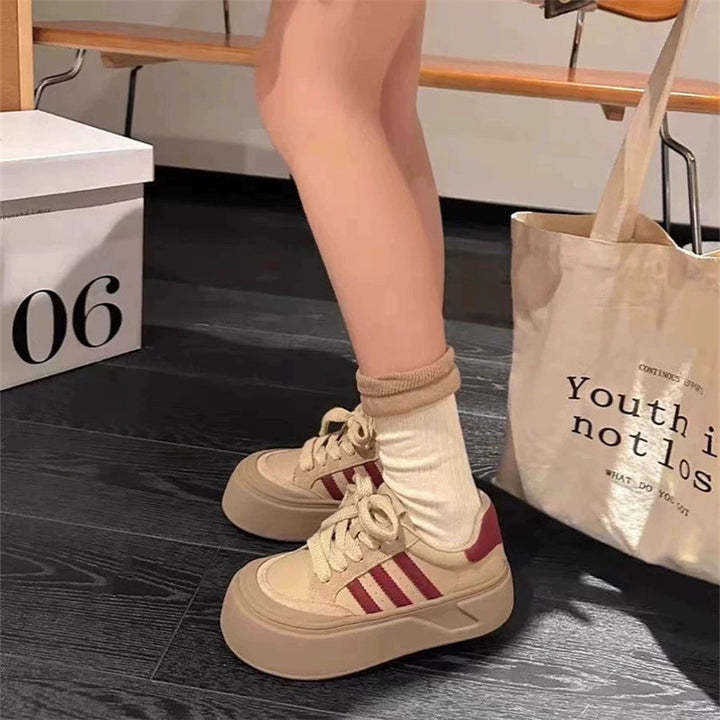 Damen Plattform-Sneaker mit strapazierfähigem Obermaterial und extrahoher Sohle Drune