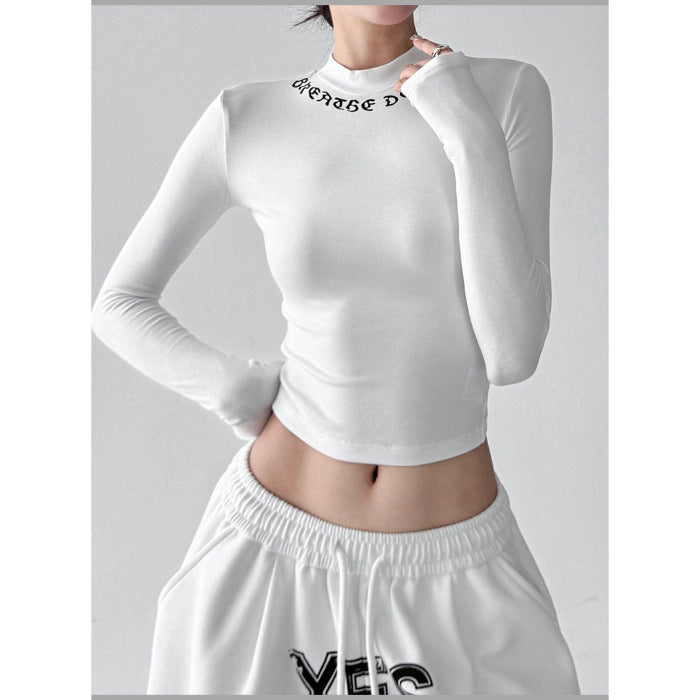 Damen figurbetontes Langarmshirt mit hohem Kragen und modischem Schriftzug Drune