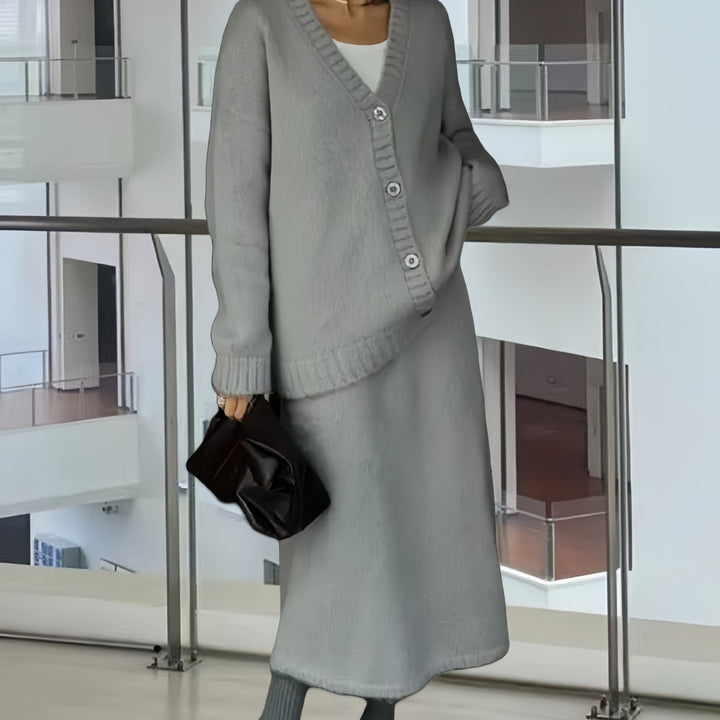 Damen Strickkleid mit tiefem V-Ausschnitt und weichem Mohair-Material Drune