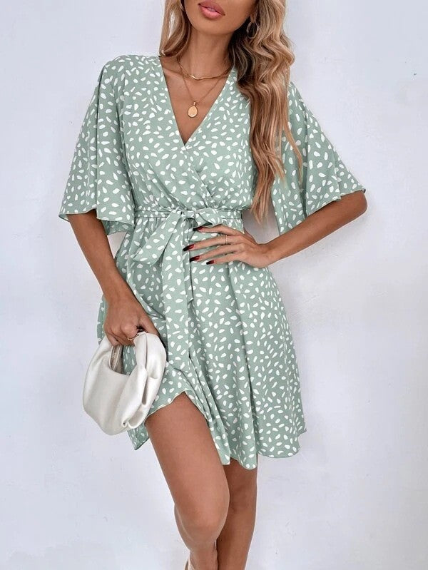 Damen Wickelkleid mit weitem Schnitt und schmalem Taillengürtel Drune