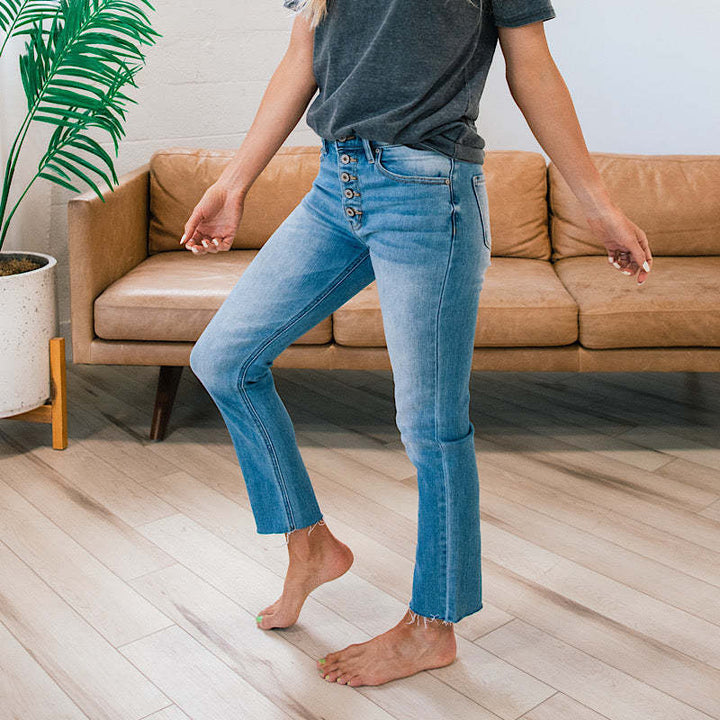 Damen High-Waist Jeans mit knöpfbarem Einsatz und fransigem Saum Drune