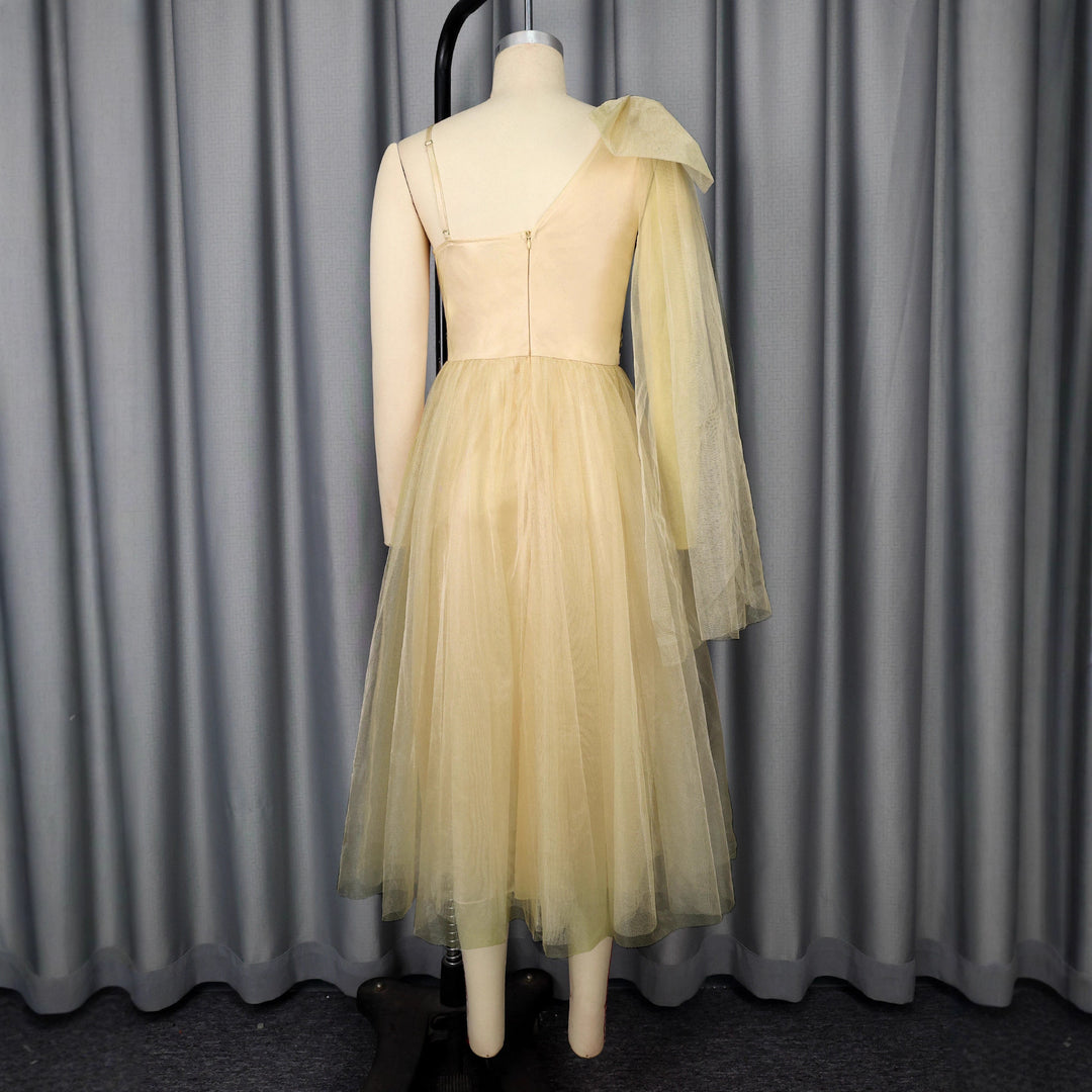 Damen festliches Midikleid mit asymmetrischem Chiffon-Overlay und floraler Applikation Drune