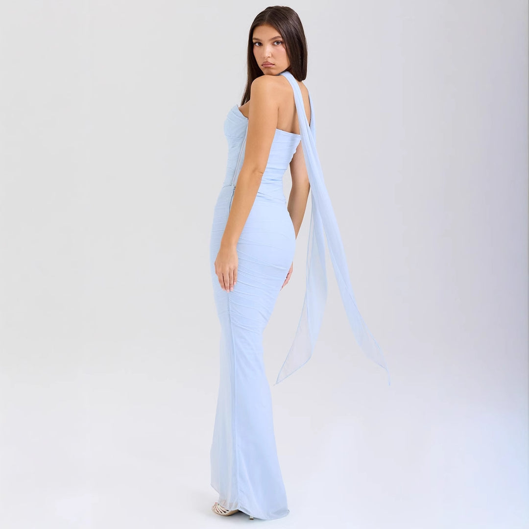 Damen figurbetontes Abendkleid mit schulterfreiem Design und raffinierten Drapierungen Drune