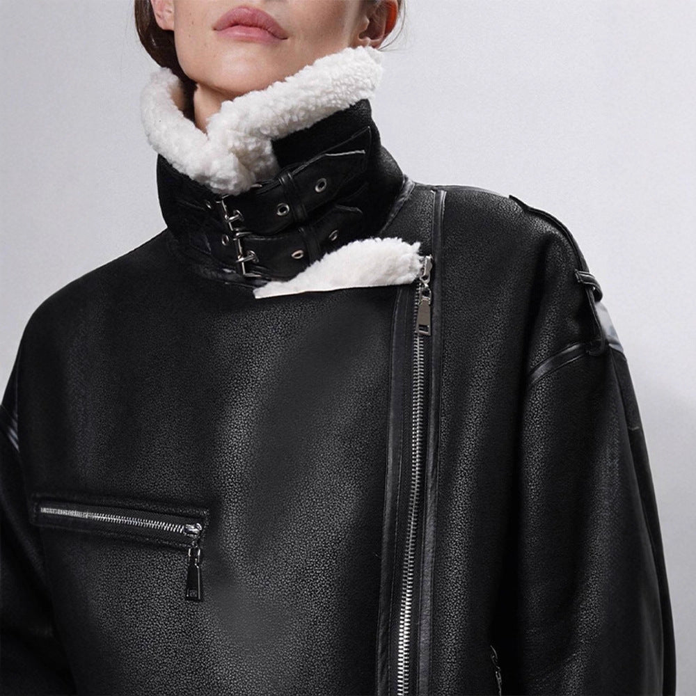 Damen Oversized Bikerjacke mit Teddyfell-Futter und verstellbaren Gürteln Drune