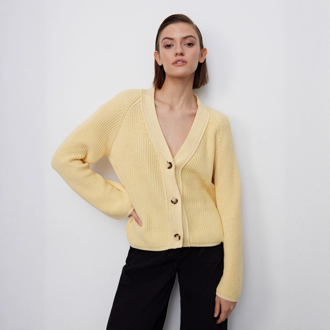 Damen Strickjacke mit großem V-Ausschnitt und Knopfverschluss Drune