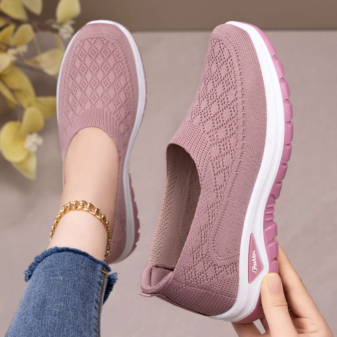 Damen nan gestrickter Slip-On Komfortwalker mit Memory-Fußbett, elastischem Sockeneinstieg und rutschfester Profilsohle Drune