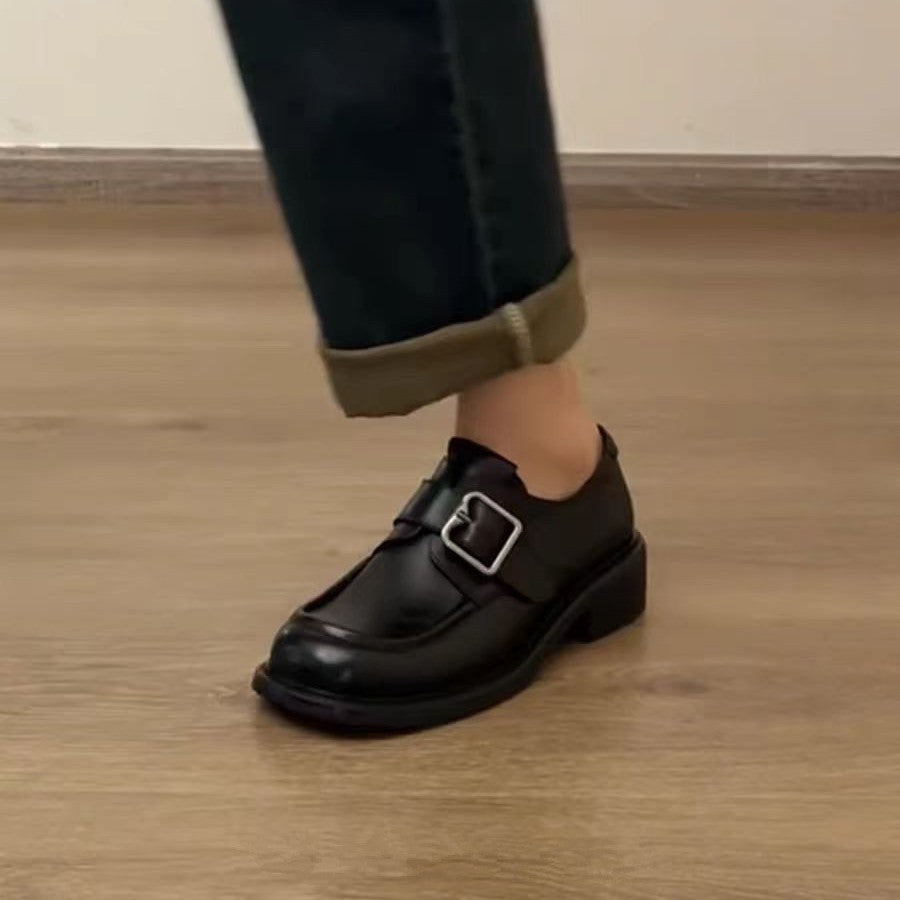 Damen Schnallen‑Loafer mit quadratischer Kappe und markanter Plateausohle Drune