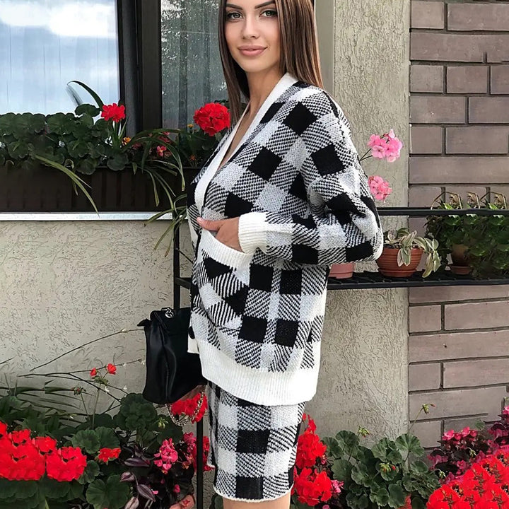Damen Strickensemble mit modernem Karomuster und praktischen Taschen Drune