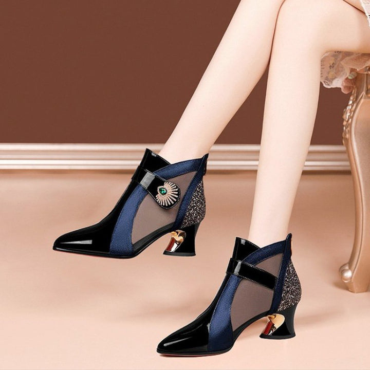 Damen nan elegante Netzstoff-Stiefelette mit Schmuckbesatz und geschwungenem Absatz Drune