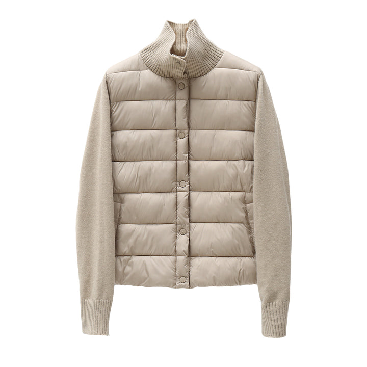 Damen nan gesteppte Hybridjacke mit wattierter Frontpartie, Feinstrickärmeln und hohem Rippenkragen Drune