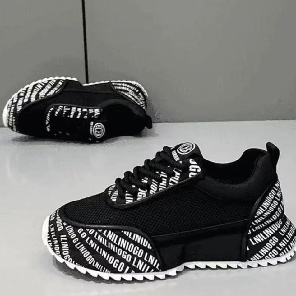 Damen Sportliche Sneakers mit markantem Schriftzug Drune