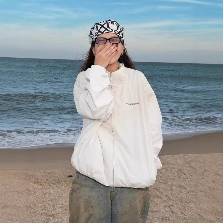 Damen Gepolsterte Boxy‑Jacke im Cropped‑Cut mit Stehkragen und verdeckter Verschlussleiste Drune