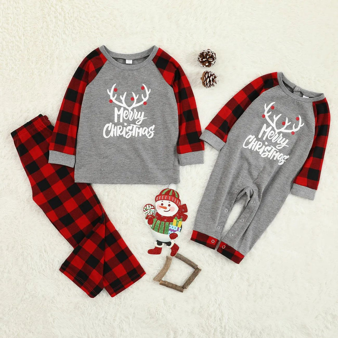 Drune | Weihnachts-Kartoon-Katzenmuster "Meowy Christmas" Buchstabenprint Kontrastoberteil und Karopants Familienpassende Pyjama-Set mit Hundebandana