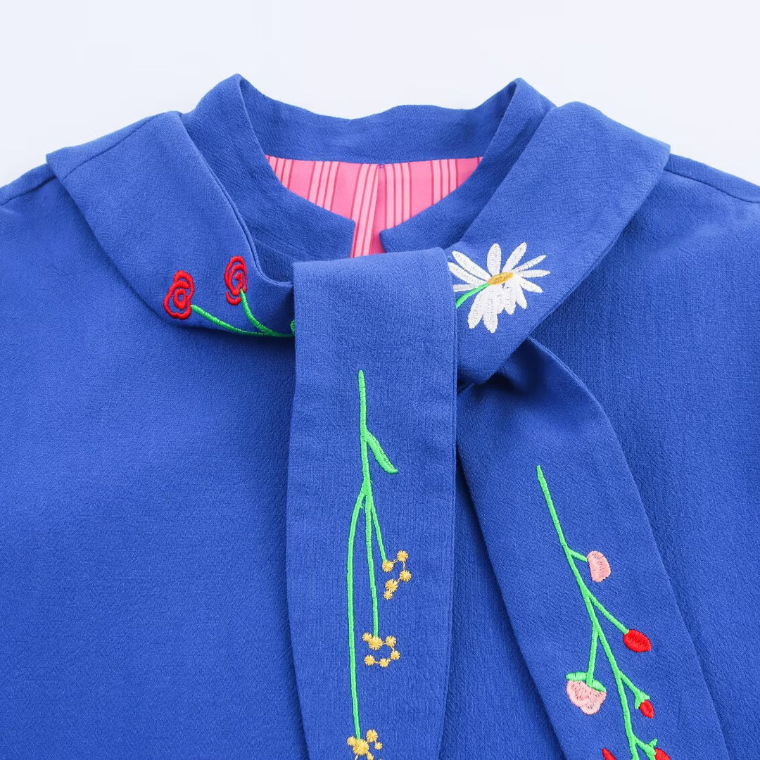 Damen modische Jacke mit kunstvollen Stickereien und Taillenknoten Drune