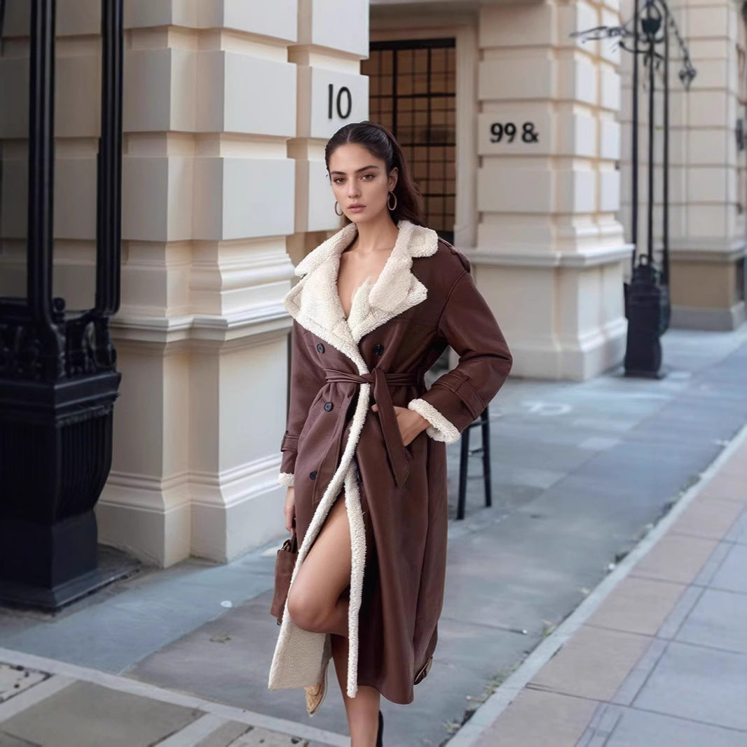 Damen Langer Mantel mit Teddyfutter, doppelreihiger Knopfleiste und tailliertem Schnitt Drune