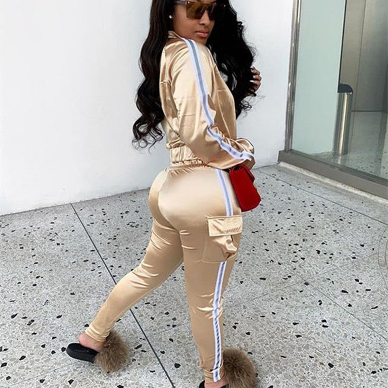 Damen Satin-Jogginganzug-Set mit Reißverschlussjacke, Seitenstreifen und Cargo-Taschen Drune