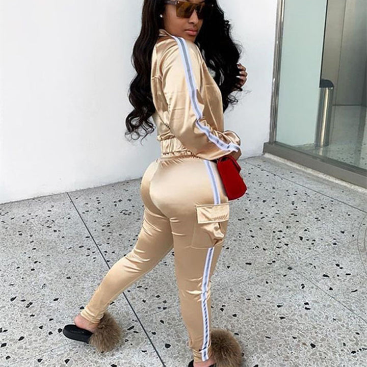 Damen Satin-Jogginganzug-Set mit Reißverschlussjacke, Seitenstreifen und Cargo-Taschen Drune