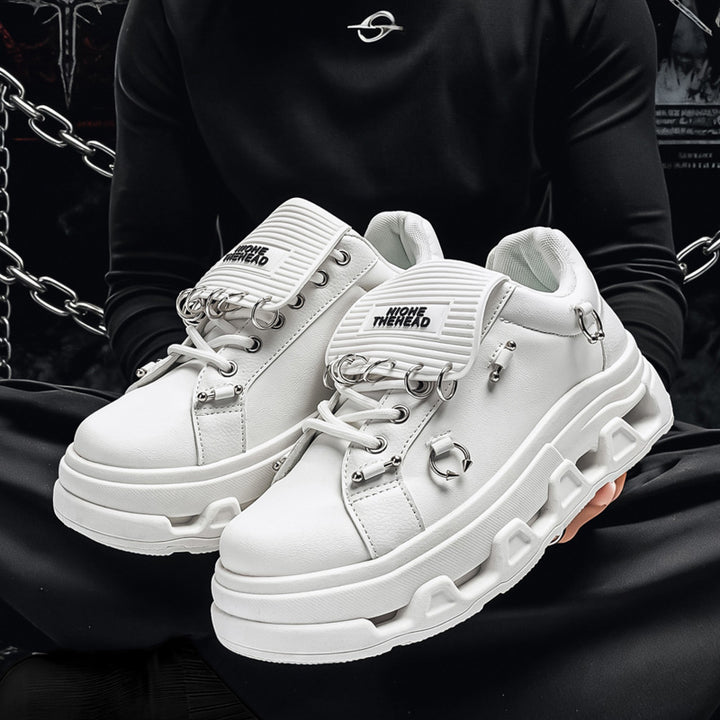Unisex Plateau-Sneaker im Punk-Urban-Stil mit Metallringen und markanter Profilsohle Drune