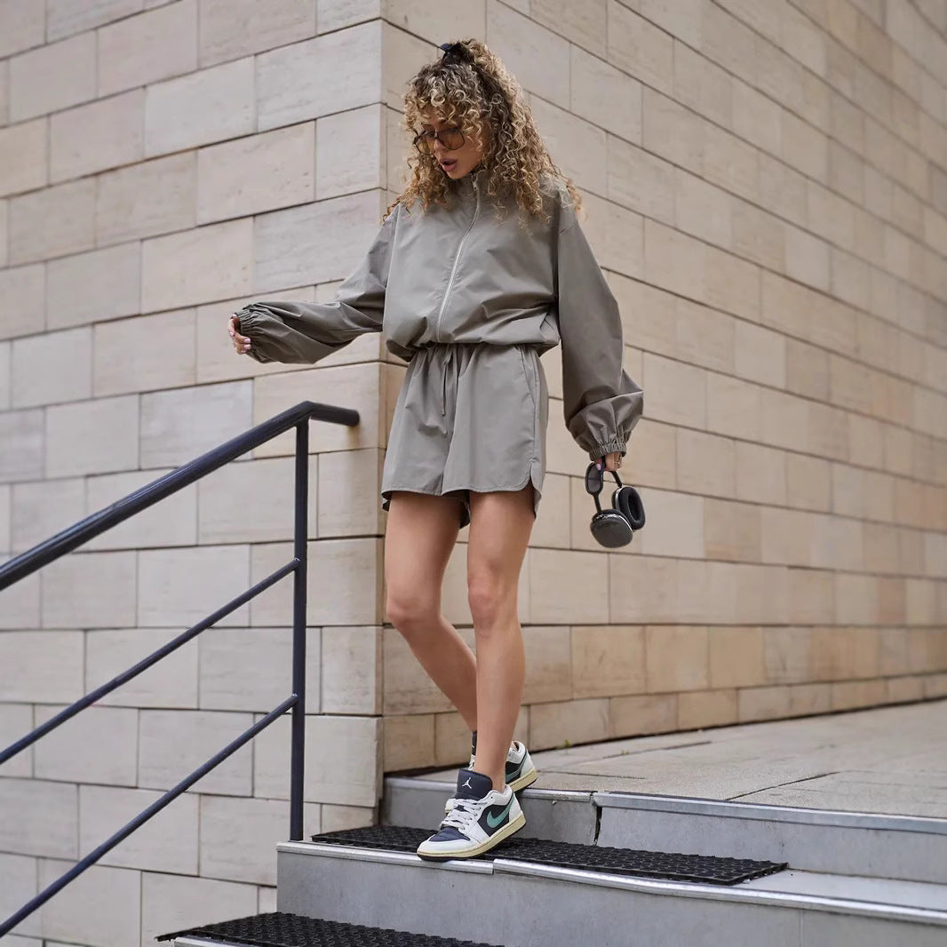 Damen lässige Sportjacke mit voluminösen Ärmeln und passender Shorts Drune