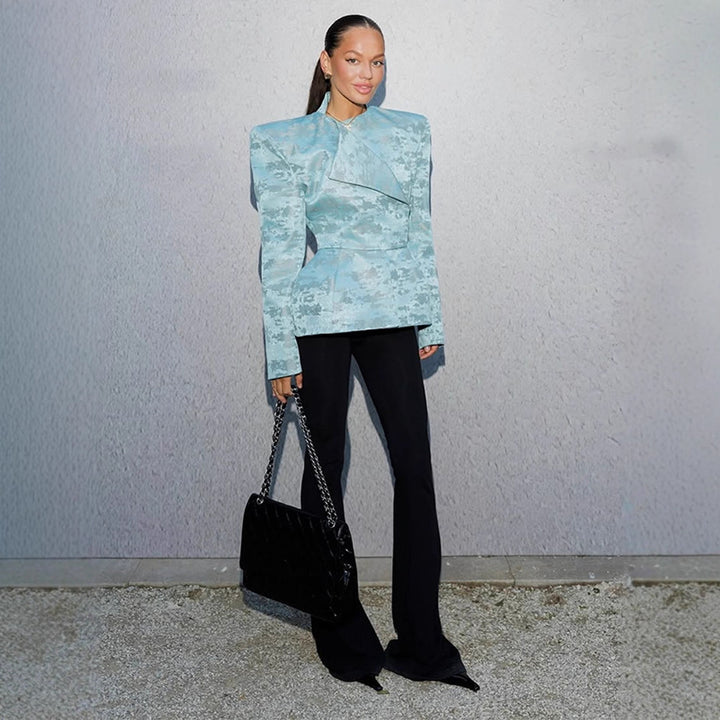 Damen Taillierter Jacquard-Blazer mit betonten Schultern, Schößchen und asymmetrischem Revers Drune