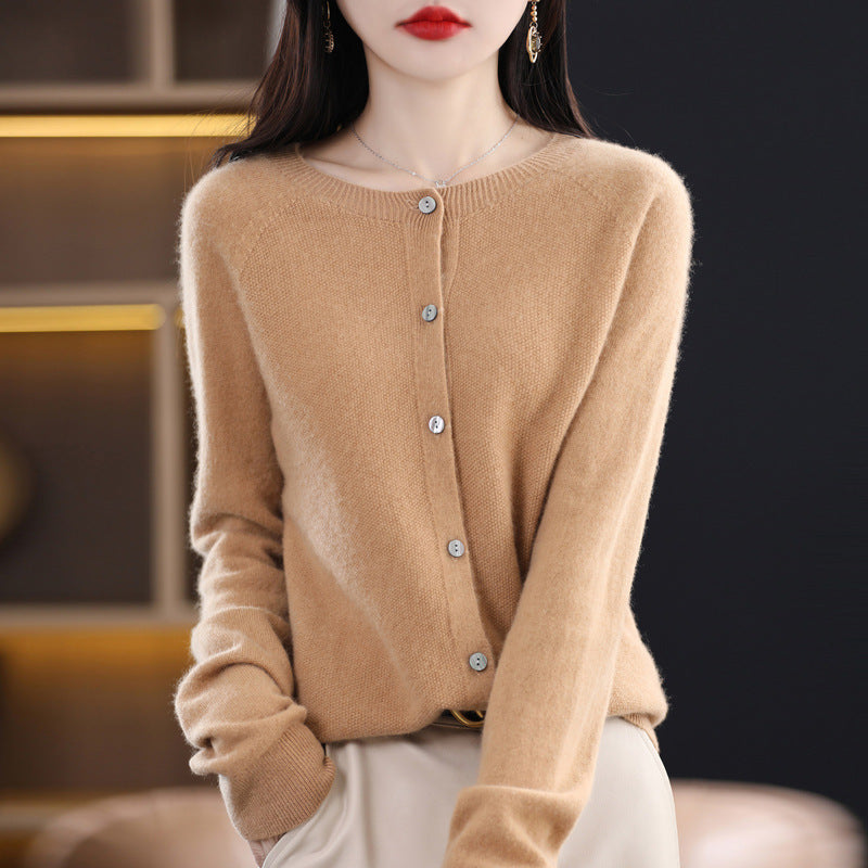 Damen Kurzgeschnittener Cardigan in Mohair‑Optik mit Rundhalsausschnitt und Perlmuttknöpfen Drune