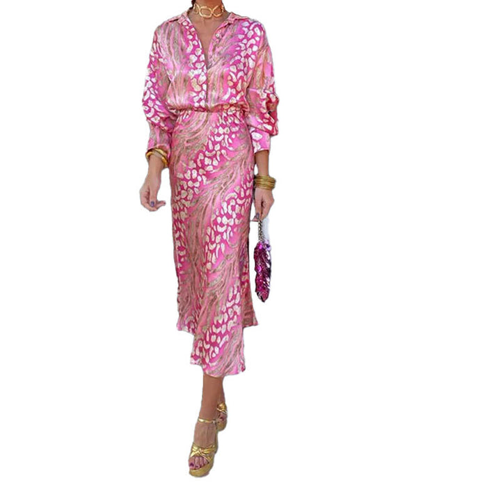 Damen Elegantes Maxikleid mit schimmerndem Muster und Raffungen Drune