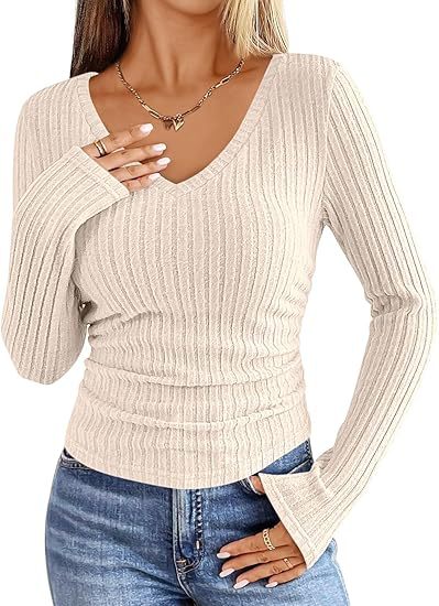 Damen Geripptes tailliertes Langarm-Feinstrickshirt mit V‑Ausschnitt und Ärmelschlitz Drune