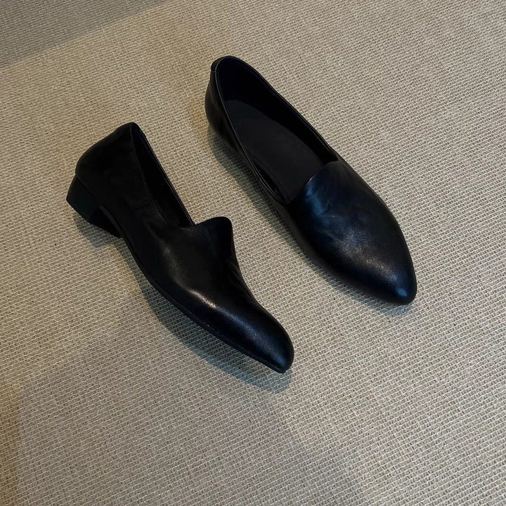 Damen elegante Slippers mit spitz zulaufendem Design und bequemem Fußbett Drune