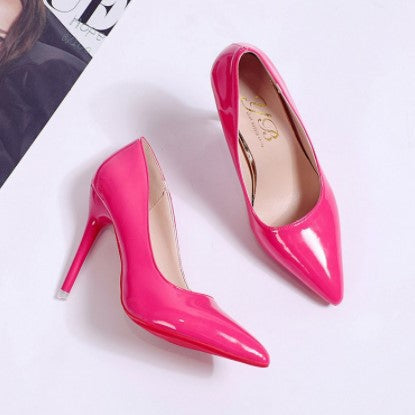 Damen Hochglänzende spitz zulaufende Lackpumps mit schmalem Stilettoabsatz und kontrastsohle Drune