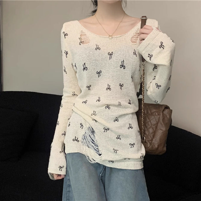 Damen Langarmshirt mit modischen Rissen und verspieltem Motiv Drune