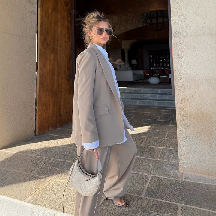 Damen Dreiteiliges Tailoring-Set mit Korsagen-Top, Oversized-Blazer und plissierter Weitbein-Hose Drune