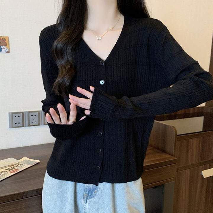 Damen Strickjacke mit V-Ausschnitt und Knopfdetails Drune