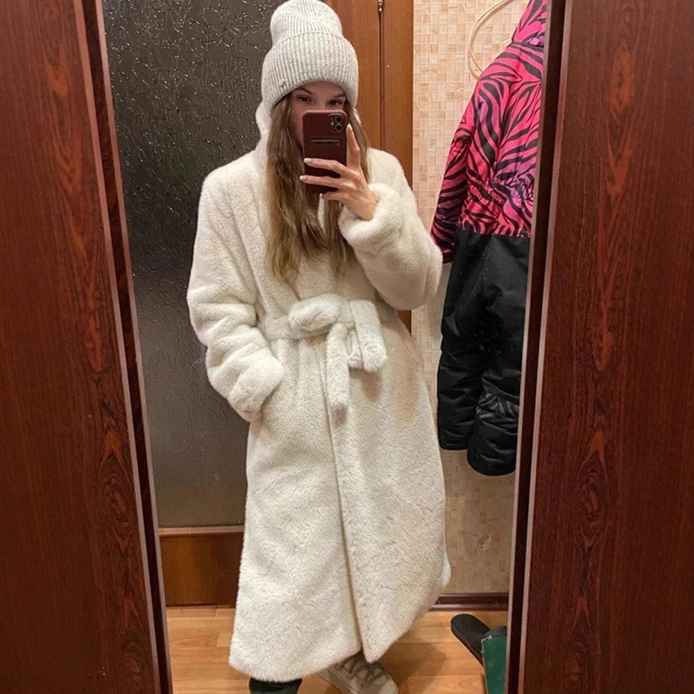 Damen Eleganter Langschaft-Mantel aus Plüsch Drune
