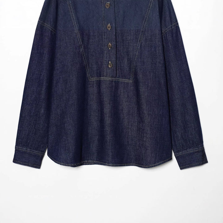 Damen nan Oversize-Denimbluse mit verdeckter Knopfleiste, markanten Teilungsnähten und kastiger Silhouette Drune