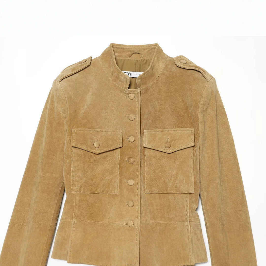 Damen Taillierte Wildlederjacke mit Stehkragen, Pattentaschen und Schulterklappen Drune